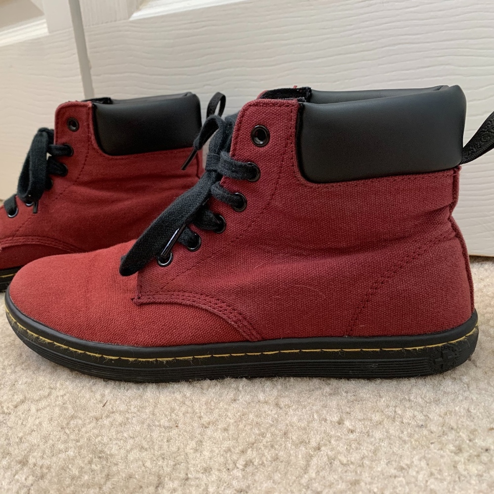 Dr Martens Air Wair Red Size 8